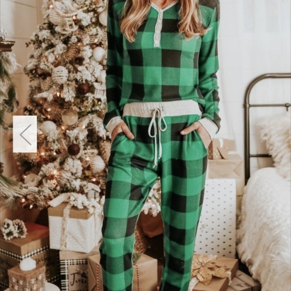Green Plaid Christmas pajamas